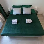 Sea Apartment *