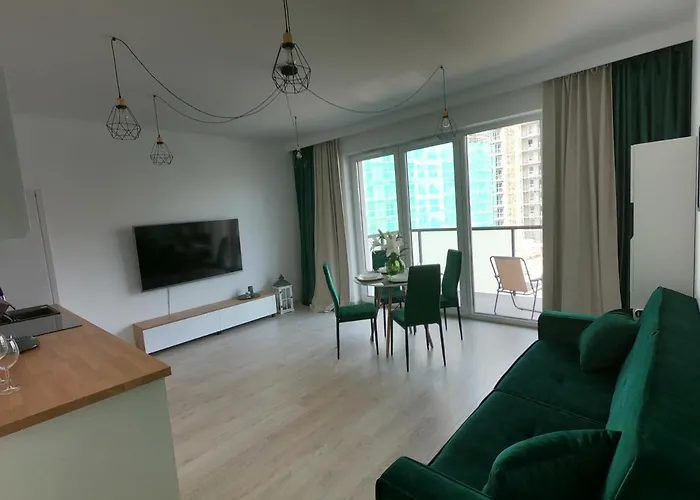 Sea - Free Private Parking * 그단스크