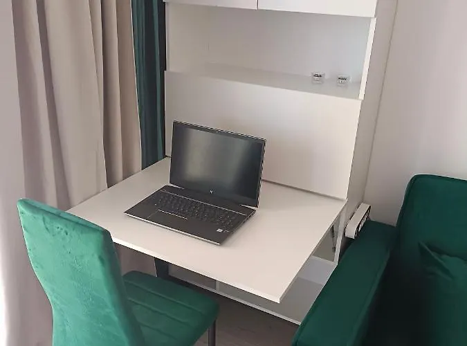 Sea - Free Private Parking * 그단스크